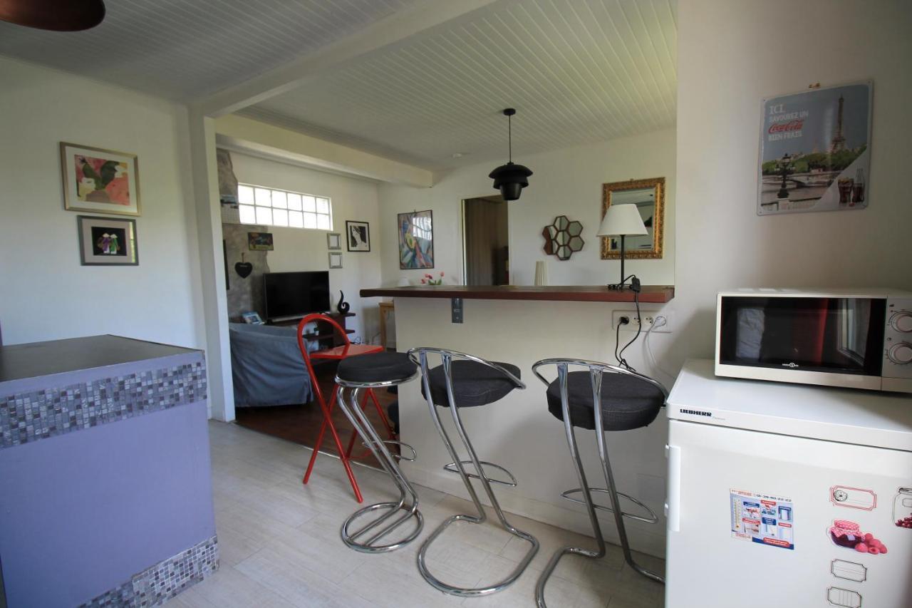 Disponible - Appartement Entier - Ligne H 15Mn Paris-Gare Du Nord, Parking Rue Gratuit, 4 Pers, Station De Train En Face Toutes Les 15Mn, Hippodrome, Cdfas, Universite, Borne Electrique, 1Er Etage อูเบินน์ ภายนอก รูปภาพ