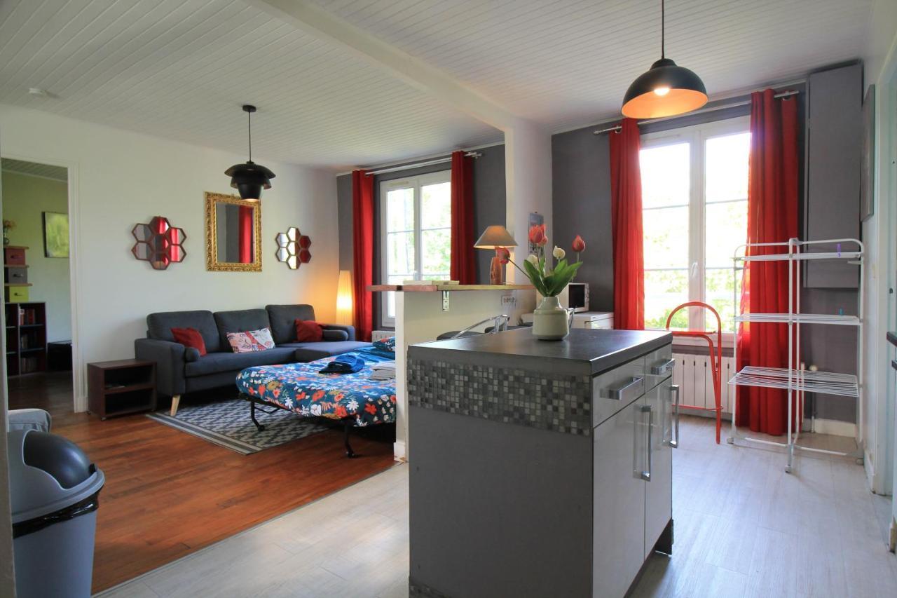 Disponible - Appartement Entier - Ligne H 15Mn Paris-Gare Du Nord, Parking Rue Gratuit, 4 Pers, Station De Train En Face Toutes Les 15Mn, Hippodrome, Cdfas, Universite, Borne Electrique, 1Er Etage อูเบินน์ ภายนอก รูปภาพ