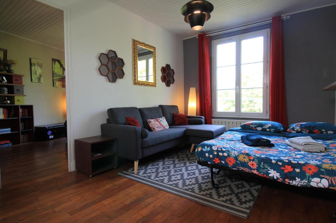 Disponible - Appartement Entier - Ligne H 15Mn Paris-Gare Du Nord, Parking Rue Gratuit, 4 Pers, Station De Train En Face Toutes Les 15Mn, Hippodrome, Cdfas, Universite, Borne Electrique, 1Er Etage อูเบินน์ ภายนอก รูปภาพ